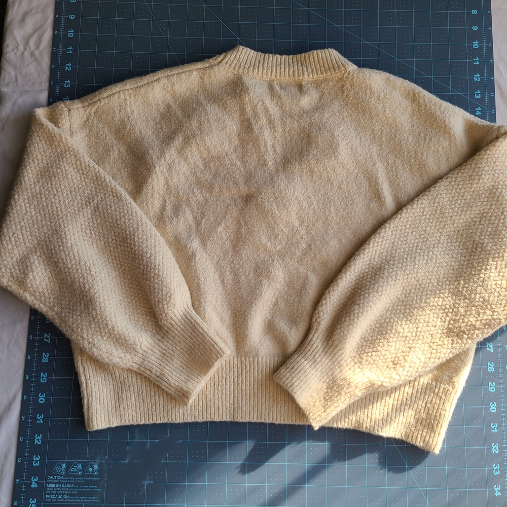 Jessica Simpson Cream Sweater with Floral Details Cottagecore Boho Country Charm - Picture 7 of 8